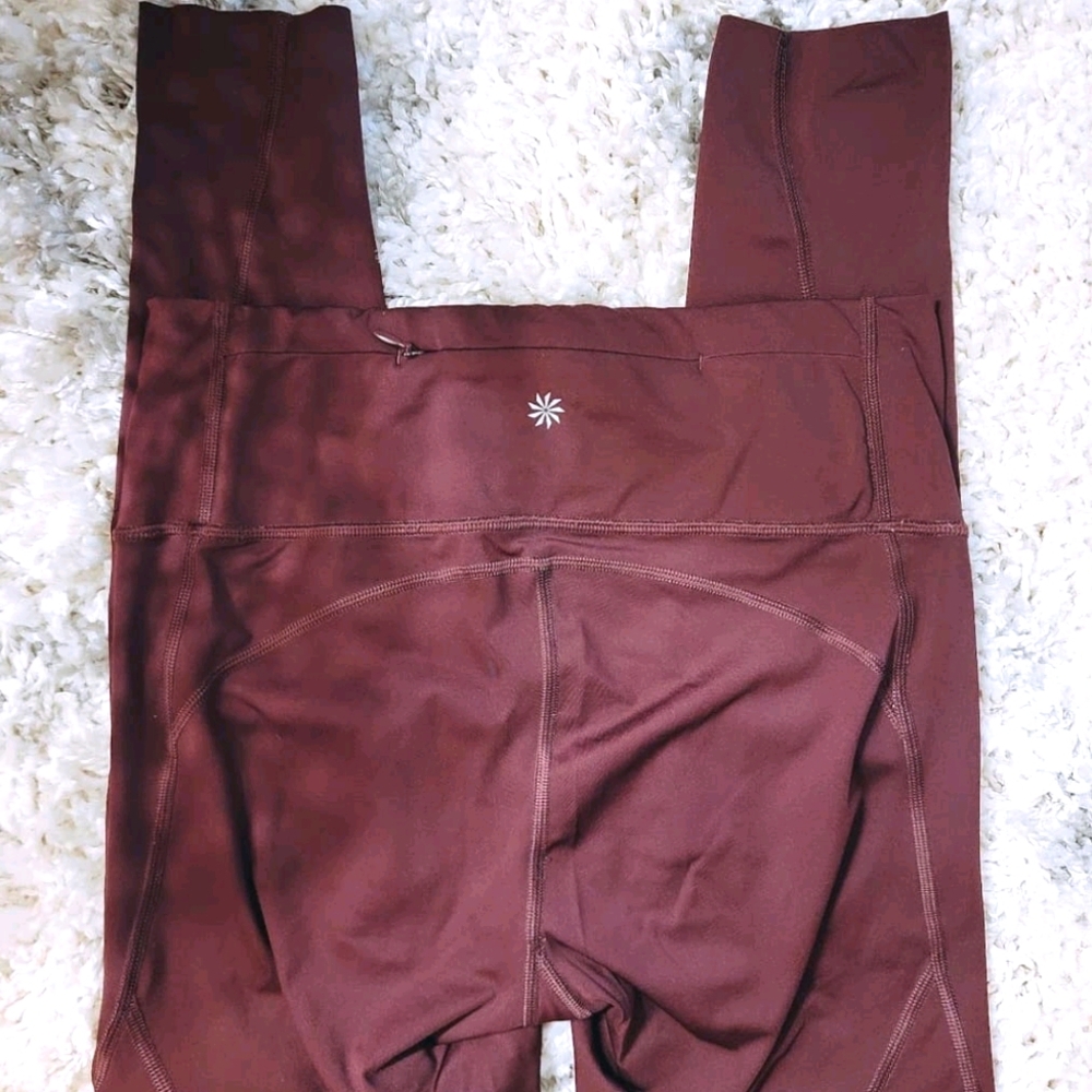 Athleta challenge 7/8ths Leggings